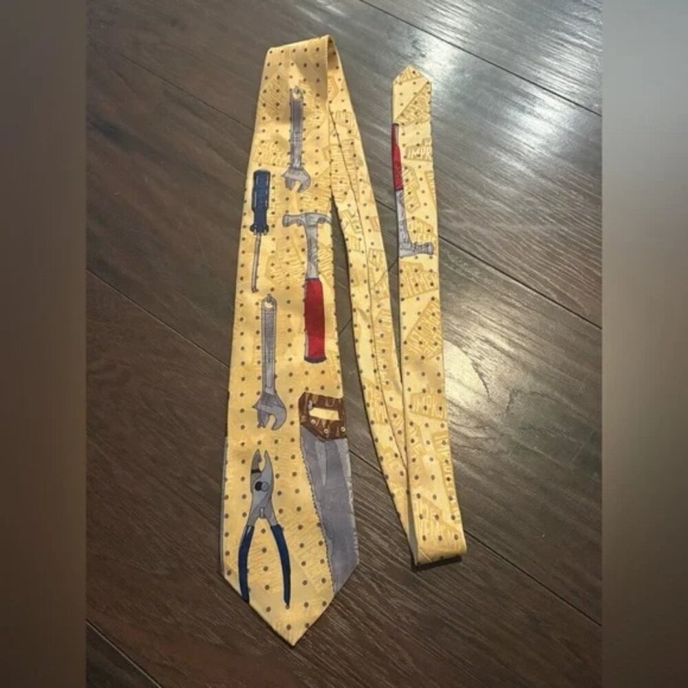 Vintage Home Improvement Men's Tie Working Man Necktie Tool man Home Improvement